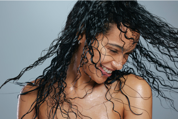 BENEFICIOS DEL ACEITE DE ARGÁN PARA TU CABELLO